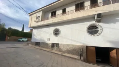 Semi-detached house on Avenida del Valle de Lecrín photo 2