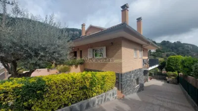 House in Vallirana photo 4