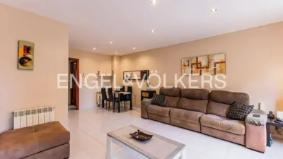 Terraced house in Carrer de Lola Anglada photo 5