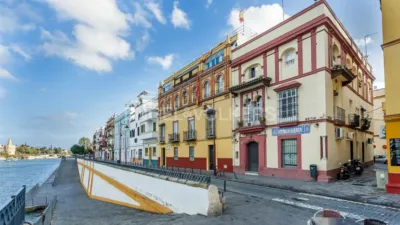 Apartamento en alquiler en Triana Casco Antiguo, Triana Casco Antiguo (Distrito Triana. Sevilla Capital) de 1.800 €<span>/mes</span>