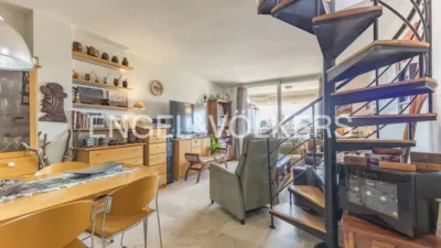 Duplex in Can Bou photo 16