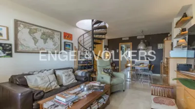Duplex in Can Bou photo 17