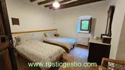 Rustic house on Calle Lloc Mas El Puig de Baix, No. 1 photo 12