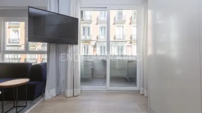 Apartment on Calle de la Academia photo 9