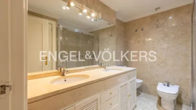 Apartment on Calle de Núñez de Balboa photo 42