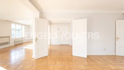 Apartment on Calle de Núñez de Balboa photo 8