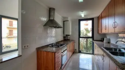 Apartment on Carrer de Reina María Cristina photo 2