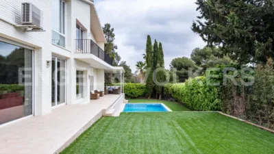 Casa en alquiler en Carrer de l'Abadessa Olzet - Imagen 4