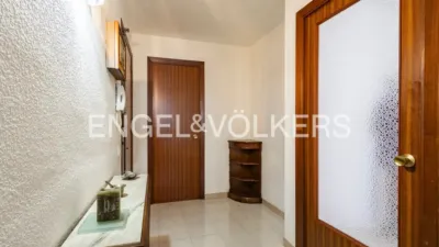 Flat in Sant Joan Despí photo 13