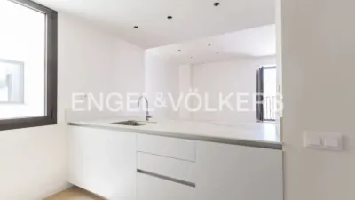 Top Floor Apartment in Centre photo 17