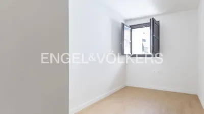 Top Floor Apartment in Centre photo 21