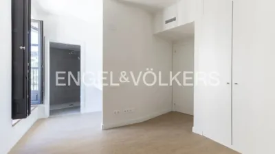 Top Floor Apartment in Centre photo 28