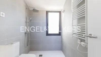 Top Floor Apartment in Centre photo 38