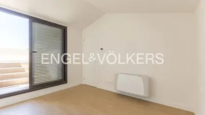 Top Floor Apartment in Centre photo 41
