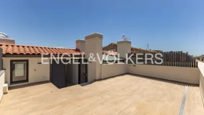 Top Floor Apartment in Centre photo 45