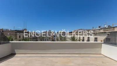 Top Floor Apartment in Centre photo 48