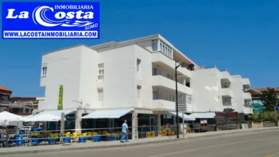 Apartment on Avenida de la Trasmiera photo 2