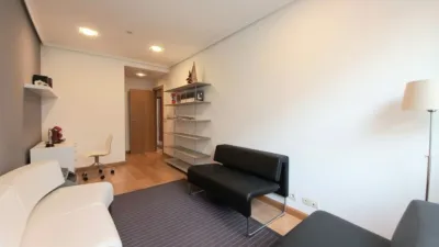 Apartment on Calle de Diego de Siloé photo 4