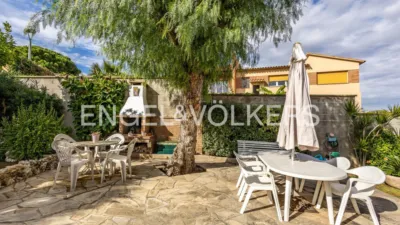 House in L'Aragai-Prat de Vilanova photo 36
