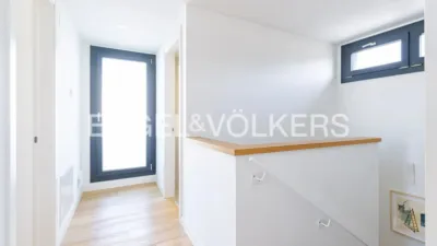 House in Colonia photo 24