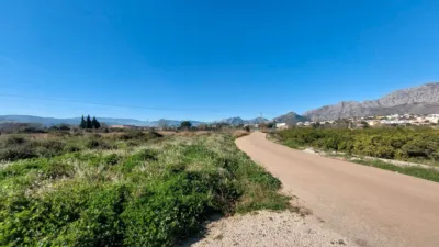 Terreno en venta en Beniarbeig - Més
