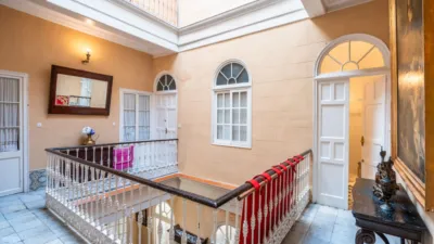 House in City Centre photo 8