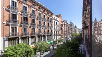 Apartamento en alquiler en Sol - Imagen 3