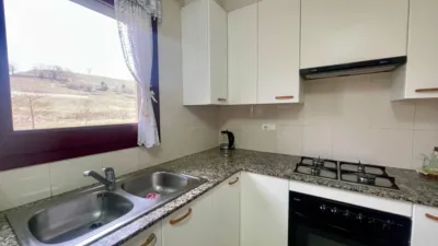 Semi-detached house on Carrer del Ferrocarril photo 24