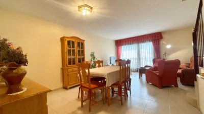 Semi-detached house on Carrer del Ferrocarril photo 32