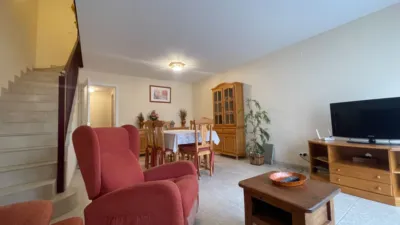 Semi-detached house on Carrer del Ferrocarril photo 38