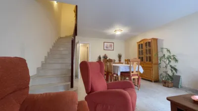 Semi-detached house on Carrer del Ferrocarril photo 39