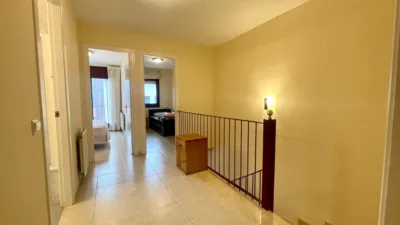 Semi-detached house on Carrer del Ferrocarril photo 60