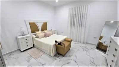 Apartment in Carrús Este-Camí dels Magros photo 3