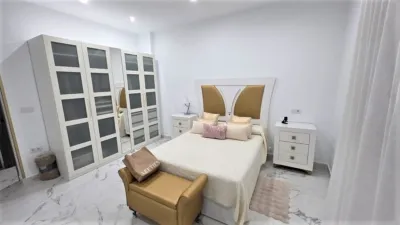 Apartment in Carrús Este-Camí dels Magros photo 4