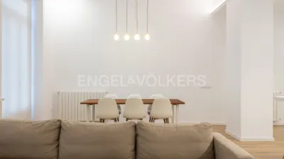 Piso en alquiler en Calle C- de Ciril Amorós - Imagen 3