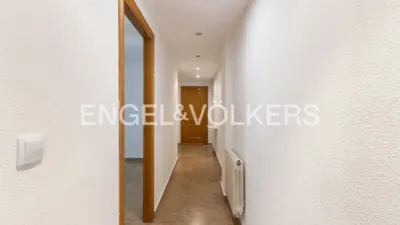 Apartment on Cuenca Tramoyeres Street photo 18