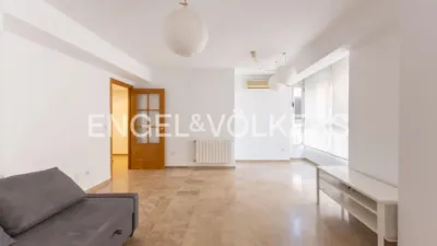 Apartment on Cuenca Tramoyeres Street photo 6