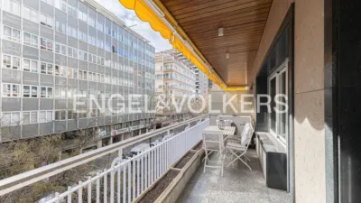 Piso en alquiler en Les Tres Torres - Imagen 3