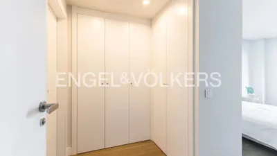 Duplex on Nieremberg Street photo 17