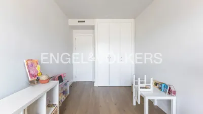 Duplex on Nieremberg Street photo 40