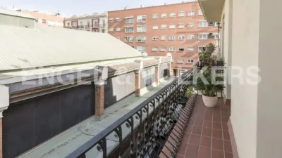 Apartment in El Poblenou photo 2