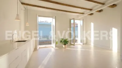 Apartment in El Poblenou photo 3
