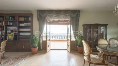 Villa in Valdemorillo photo 5