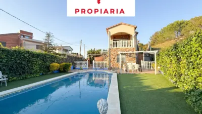 House in Sant Esteve Sesrovires photo 2