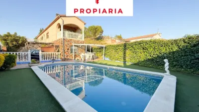 House in Sant Esteve Sesrovires photo 3