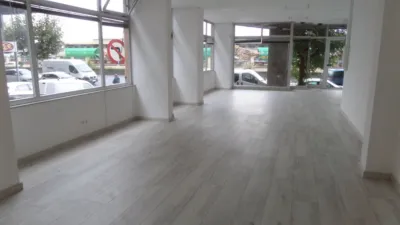 Local comercial en venta en Avenida del Ejército, 10 - Vista 2