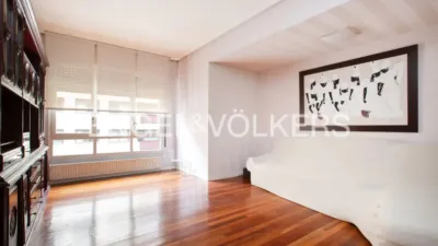 Apartment in Doneperiaga-Deustuibarra (San Pedro-La Ribera) photo 2