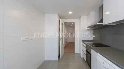 Apartamento en alquiler en Carrer del Pintor Sabater, Ciutat de les Arts i de les Ciències (Distrito Quatre Carreres. València Capital) de 2.000 €<span>/mes</span>