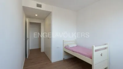 Apartamento en alquiler en Carrer del Pintor Sabater, Ciutat de les Arts i de les Ciències (Distrito Quatre Carreres. València Capital) de 2.000 €<span>/mes</span>