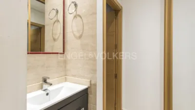 Apartment on Calle de Alcalá photo 18